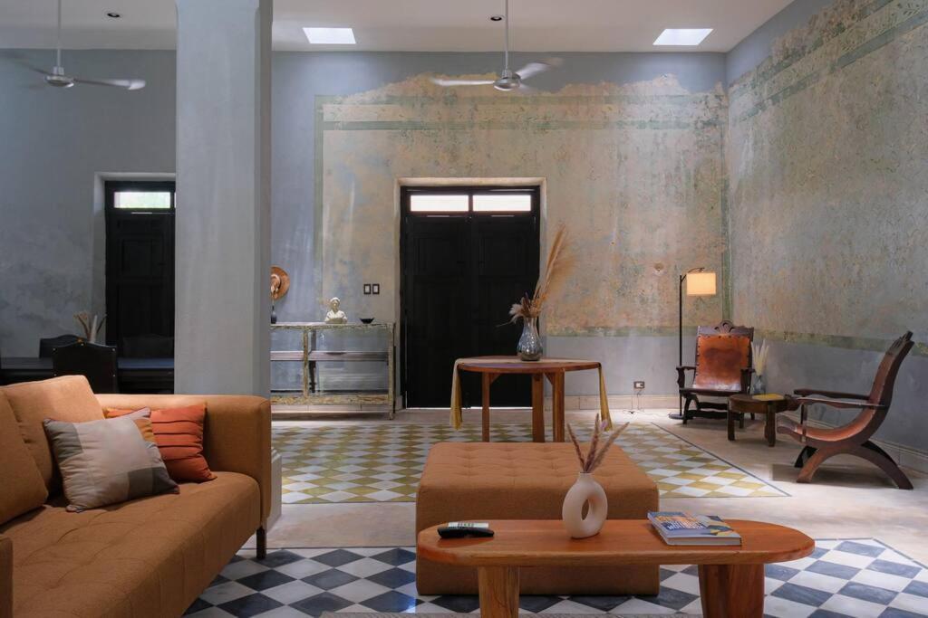 Casa Lirios Сasa de vacaciones Mérida